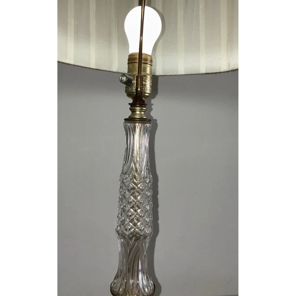 Vintage Hollywood Regency Table Lamp Etched Glass Gold Base Cream MCM 37